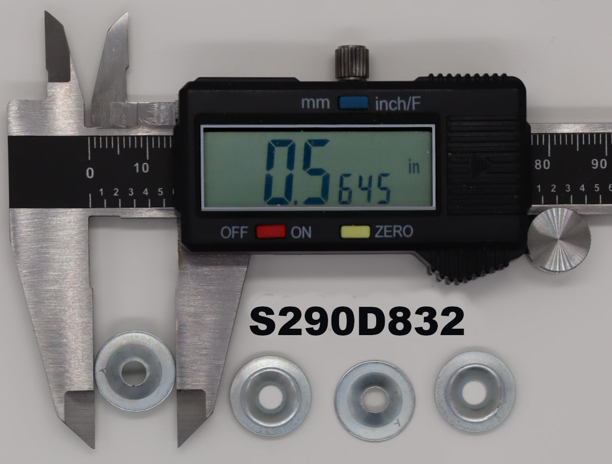 S290D832