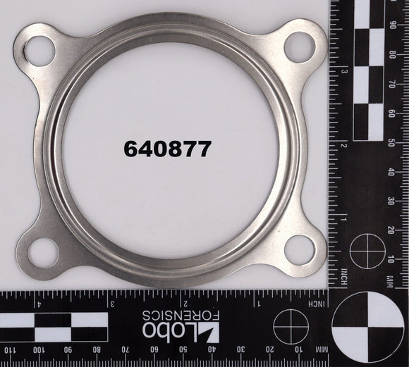 640877